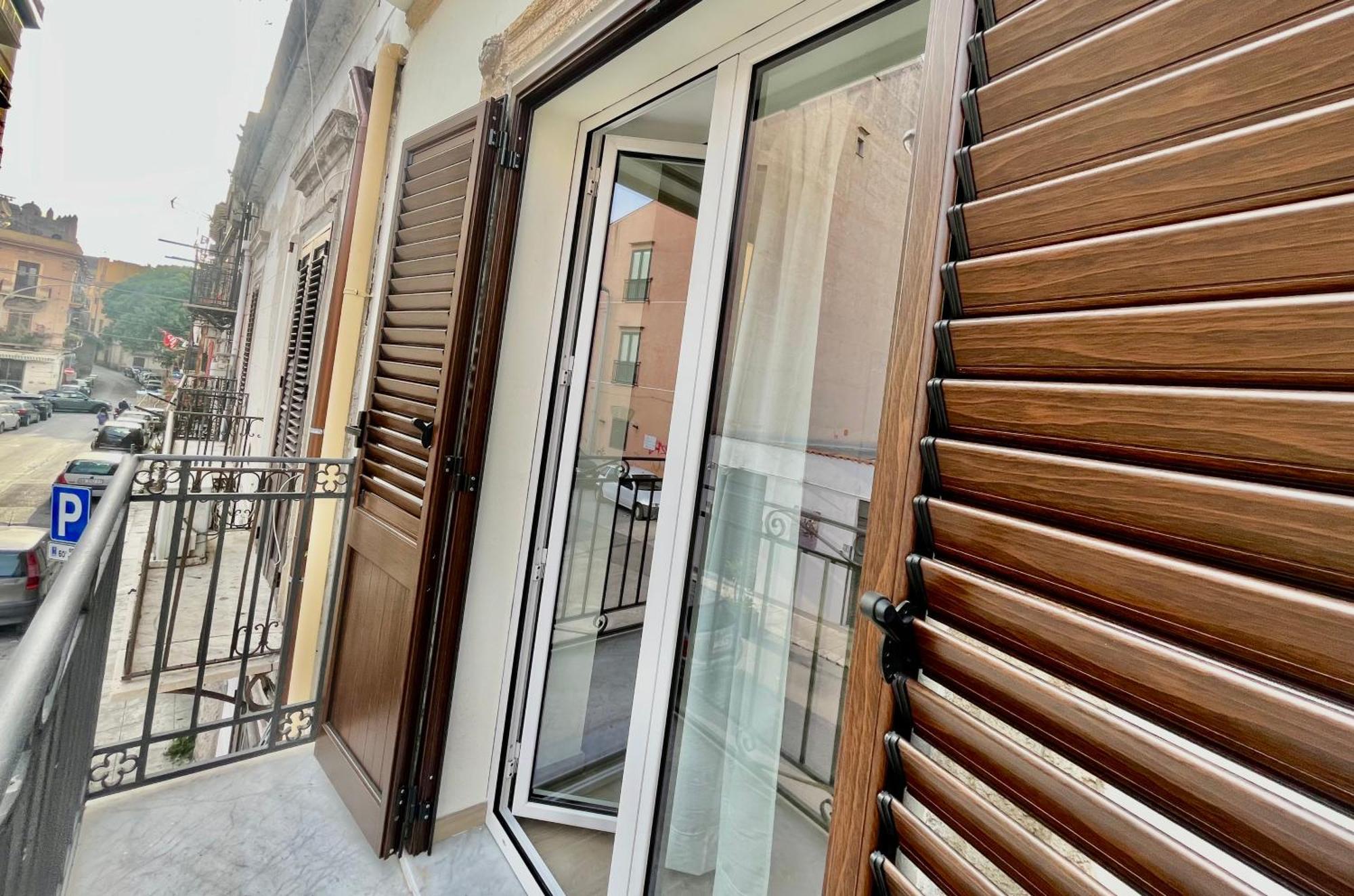 Porta D Ossuna Comfort Apartments Palermo Luaran gambar