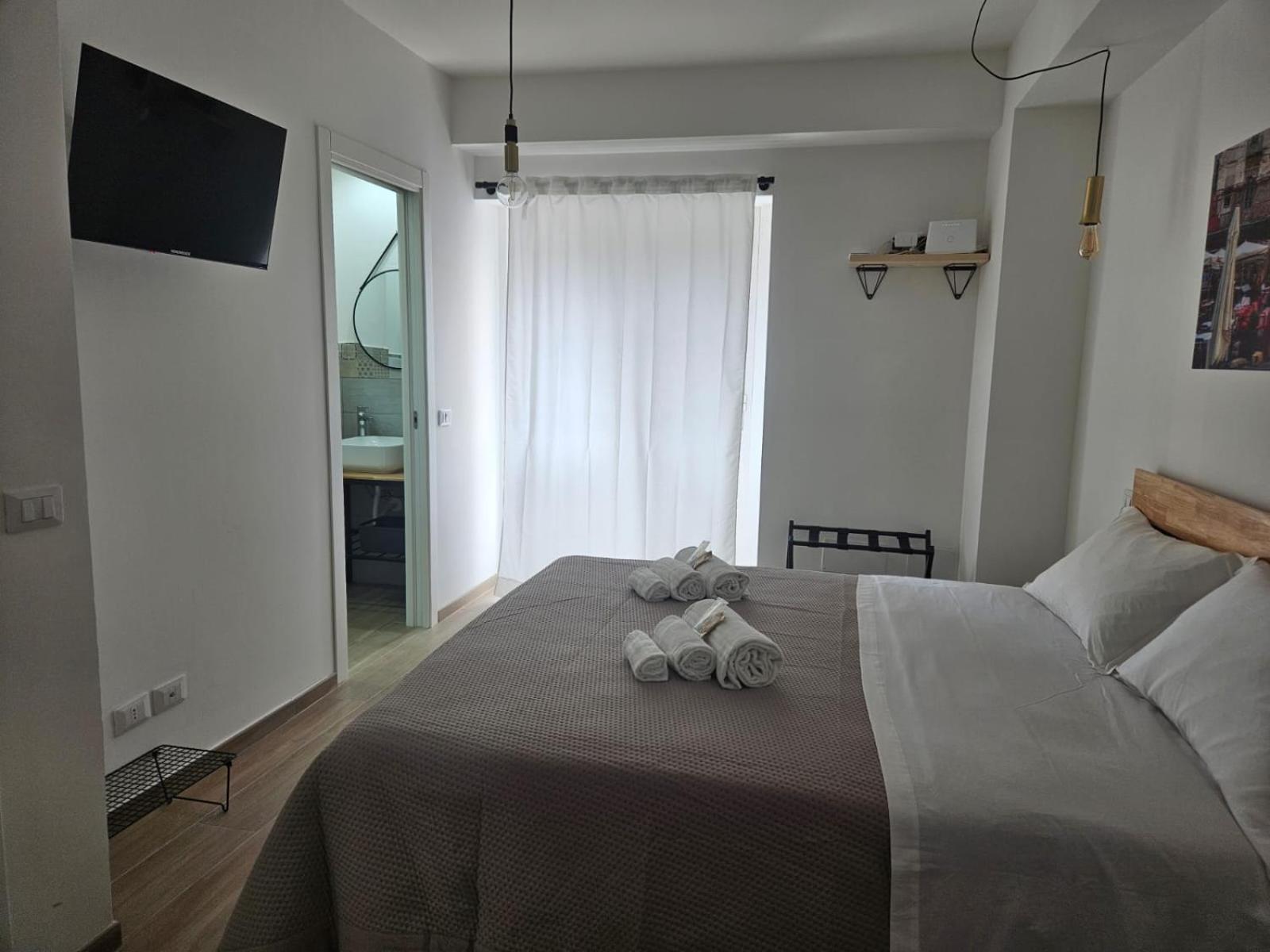 Porta D Ossuna Comfort Apartments Palermo Luaran gambar
