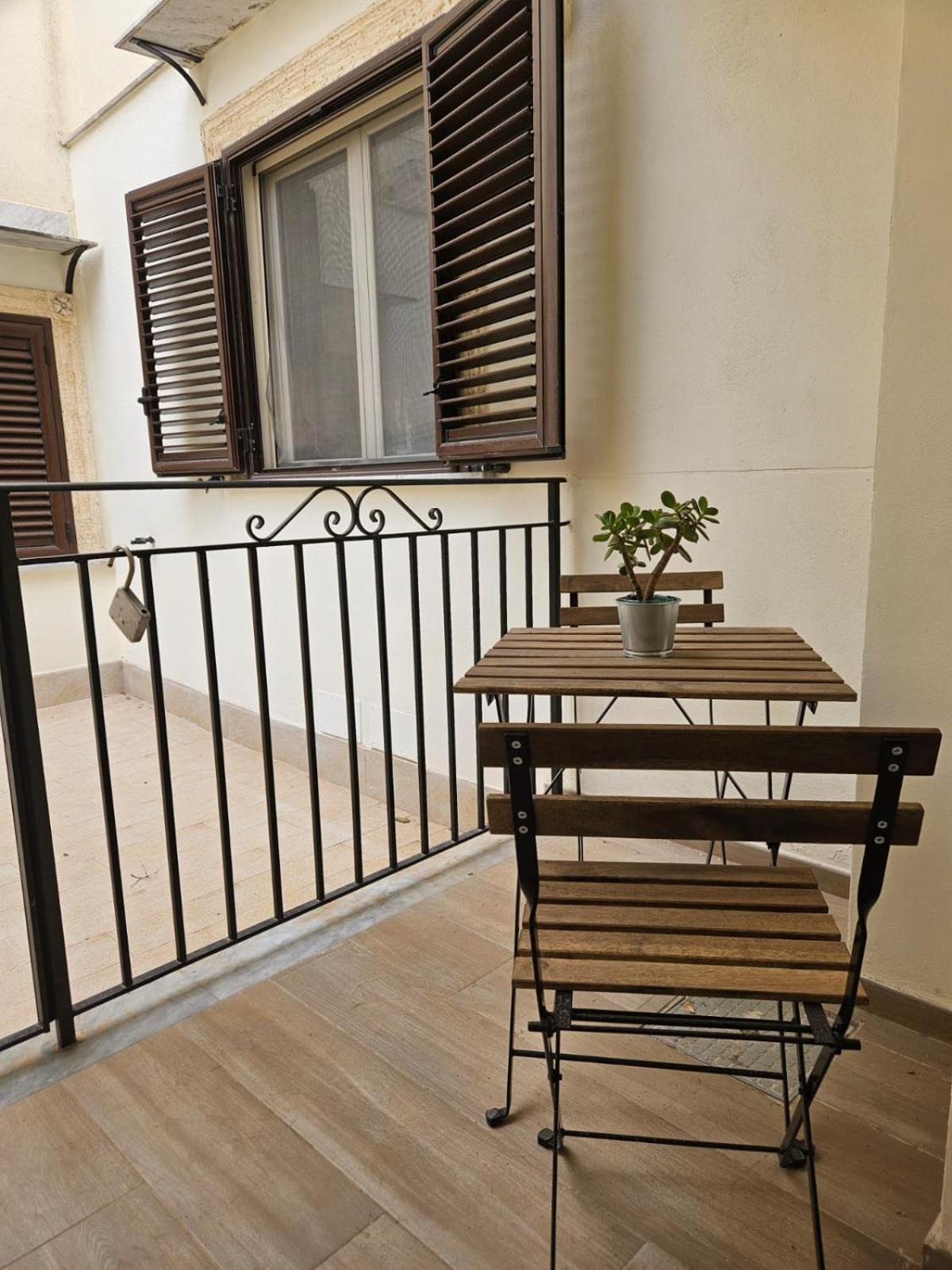 Porta D Ossuna Comfort Apartments Palermo Luaran gambar