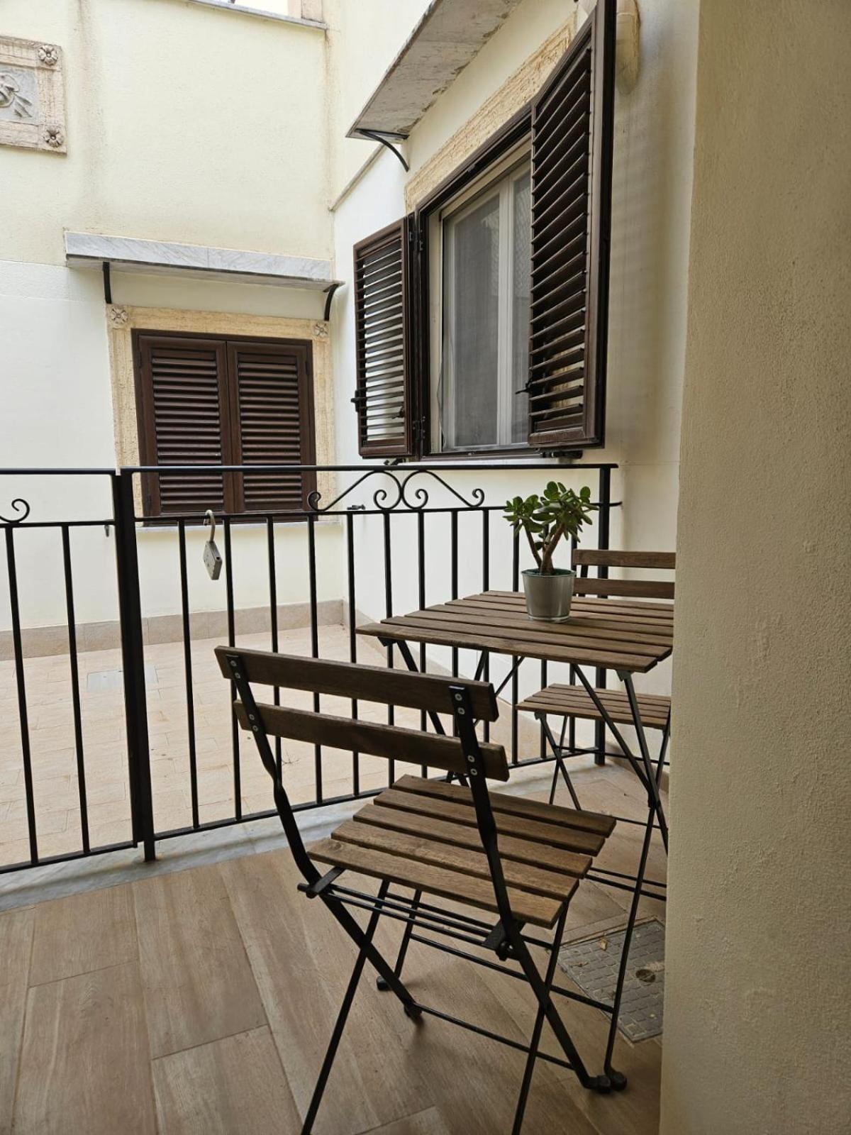 Porta D Ossuna Comfort Apartments Palermo Luaran gambar