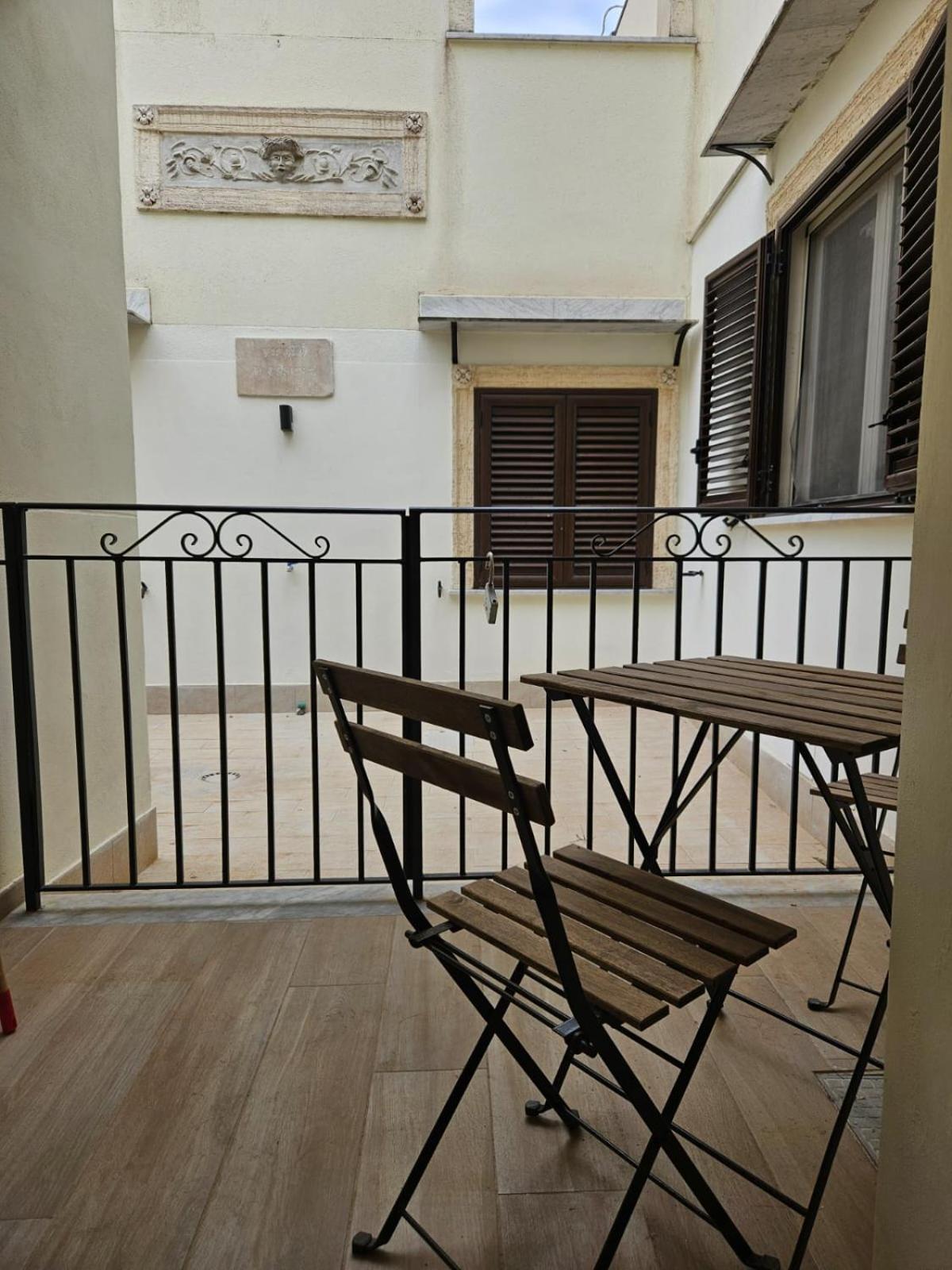 Porta D Ossuna Comfort Apartments Palermo Luaran gambar